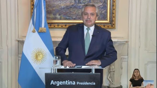 alberto fernandez (1).jpg