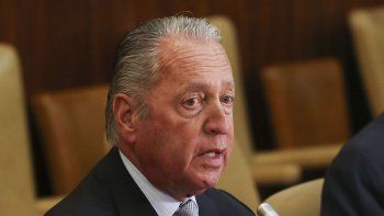 la uia alerto sobre importante caida del empleo industrial