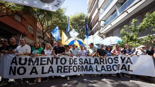 Sindicatos combativos llamaron a una huelga y anunciaron que se movilizarán contra el proyecto laboral. Sindicatos combativos llamaron a una huelga y anunciaron que se movilizarán contra el proyecto laboral.