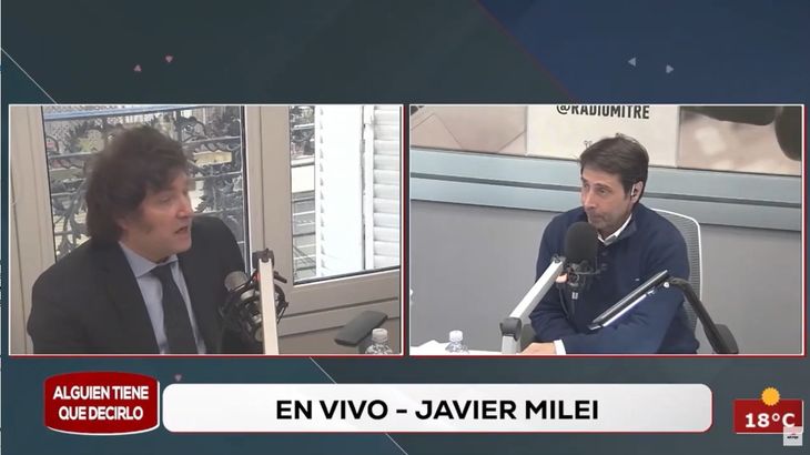 El 10 de septiembre, en una entrevista en vivo Javier Milei confirma que tiene el apoyo de tres fondos extranjeros, que aportarían u$d 60.000 millones en caso de ser él electo presidente. El 10 de septiembre, en una entrevista en vivo Javier Milei confirma que tiene el apoyo de tres fondos extranjeros, que aportarían u$d 60.000 millones en caso de ser él electo presidente.