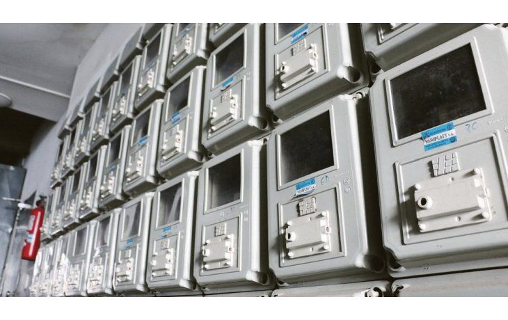ámbito.com | Primera marcha atrás del año en la suba de las tarifas de luz