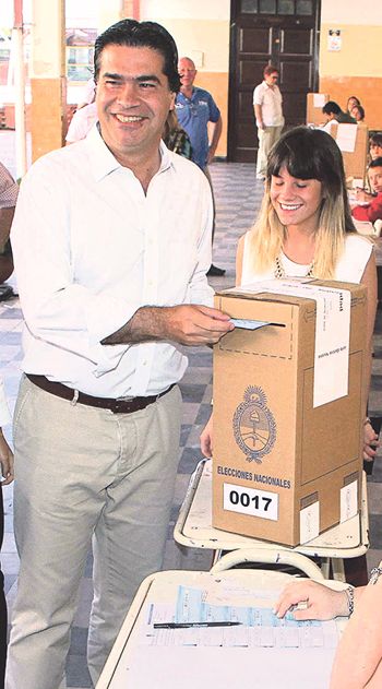 El gobernador del Chaco ganó una banca de senador