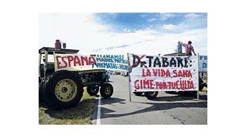 Los ambientalistas están dispuestos a negociar el fin del bloqueo sobre el puente General San Martín.