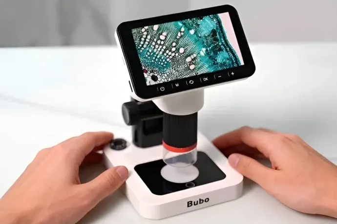 El dispositivo puede almacenar hasta 100 horas de video en alta definición. El dispositivo puede almacenar hasta 100 horas de video en alta definición.