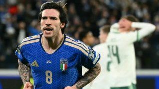 Italia pisó fuerte y está a un paso de la clasificación al Mundial. Italia pisó fuerte y está a un paso de la clasificación al Mundial.