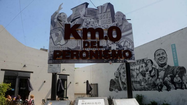 La calle Nueva York constituye un sitio histórico de intensa memoria urbana para la región de Berisso. La calle Nueva York constituye un sitio histórico de intensa memoria urbana para la región de Berisso.