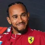 Lewis Hamilton, el siete veces ganador de la Fórmula 1 terminó su año con Ferrari, algo que le dejó unos cuantos millones en su cuenta bancaria. Lewis Hamilton, el siete veces ganador de la Fórmula 1 terminó su año con Ferrari, algo que le dejó unos cuantos millones en su cuenta bancaria.