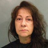 La mujer ocultó a su madre durante más de un año; su pareja, cómplice, se suicidó. La mujer ocultó a su madre durante más de un año; su pareja, cómplice, se suicidó.