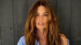 Cindy Crawford convirtió su carrera en la moda en una plataforma para construir nuevos proyectos.