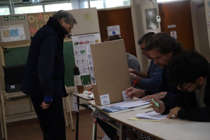Votación en CABA: los comicios definen el nuevo mapa político porteño. Votación en CABA: los comicios definen el nuevo mapa político porteño.
