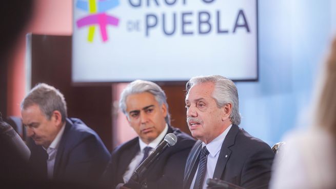 Alberto Fernández durante la reunión de Grupo de Puebla.&nbsp;