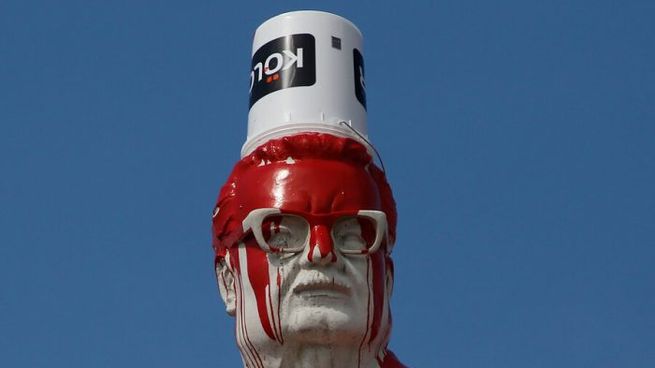 Monumento de Salvador Allende.jpg