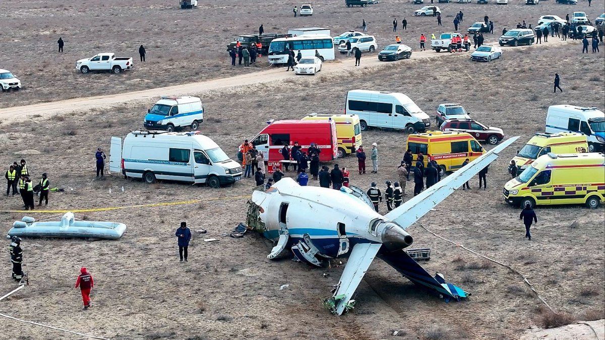 A plane crashed in Kazakhstan: at least 39 passengers died and there are more than 20 survivors