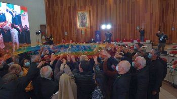 los 12 desafios de adaptacion a los tiempos que corren para la iglesia latina