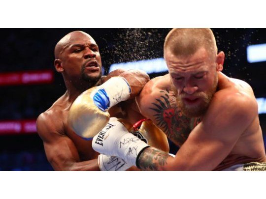 Mayweather aseguró que manipuló la pelea con McGregor.