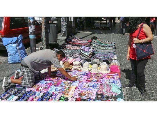 Ciudad: se desplomó 71,5% la venta ilegal callejera en octubre