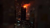 impresionante incendio de un rascacielos en hong kong