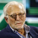 A veces el cambio de rumbo no llega con una idea brillante, sino con una puerta que se abre en casa. A veces el cambio de rumbo no llega con una idea brillante, sino con una puerta que se abre en casa.