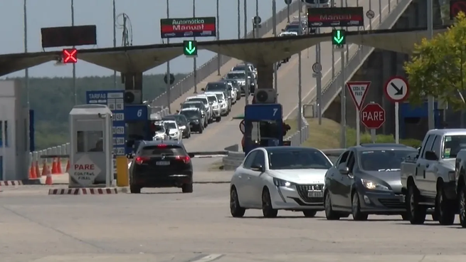 Uruguay y Argentina trabajarán en revitalizar la zona de frontera entre Fray Bentos y Gualeguaychú.