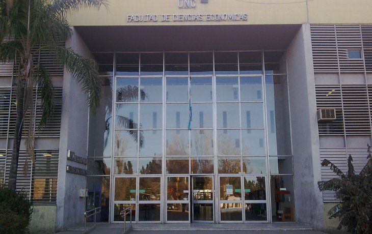 Universitarios se preparan para volver a las aulas: hay aluvión de consultas en algunas ciudades estudiantiles Universitarios se preparan para volver a las aulas: hay aluvión de consultas en algunas ciudades estudiantiles