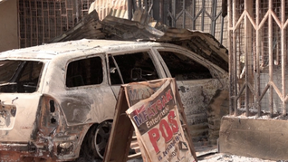 Caos en Nigeria tras un ataque yihadista en el que fueron asesinadas al menos 170 personas. Caos en Nigeria tras un ataque yihadista en el que fueron asesinadas al menos 170 personas.