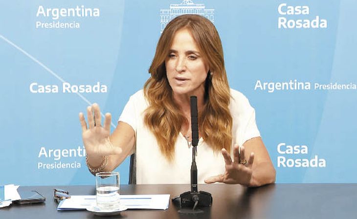 Victoria Tolosa Paz.