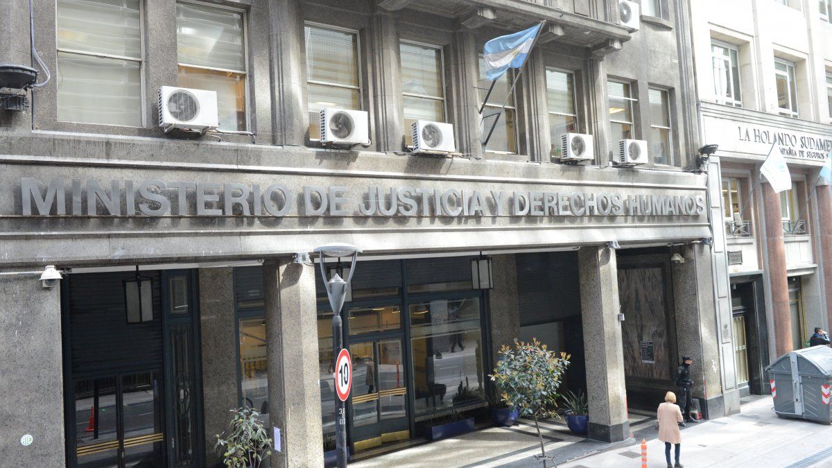 The Government updated the conditions to supervise public limited companies