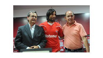 Cantero, Farías y Bochini, que cumplió 58 años.