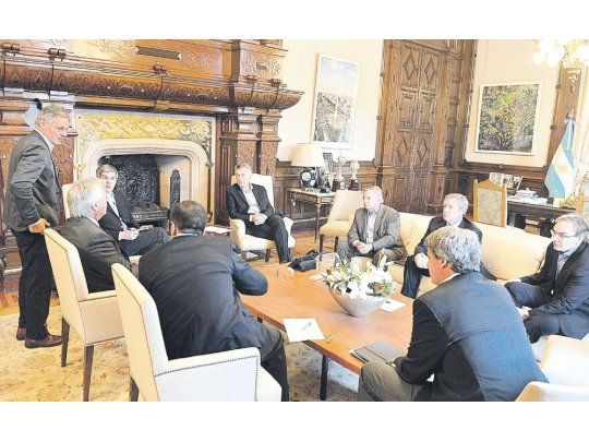 Doble acuerdo. Macri repasó el Presupuesto 2017 con el gabinete en la Casa Rosada.