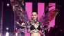 : Adriana Lima once again conquered the catwalk at the Victorias Secret Fashion Show 2024, surprising everyone with her spectacular return after six years of absence : Adriana Lima once again conquered the catwalk at the Victorias Secret Fashion Show 2024, surprising everyone with her spectacular return after six years of absence