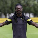 Logró sobreponerse a una estafa que casi lo hace dejar el fútbol. Logró sobreponerse a una estafa que casi lo hace dejar el fútbol.