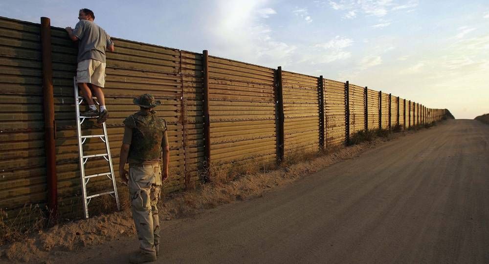 Las autoridades estadounidenses evaluaron anteriormente la posibilidad de utilizar el arma para dispersar multitudes en la frontera con México.
