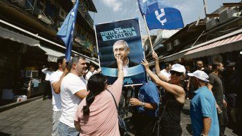 CAMPAÑA. El primer ministro israelí, Benjamín Netanyahu, con una década en el poder, prometió anexar todas las colonias judías del valle del Jordán si triunfa en las urnas.