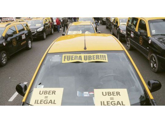 Conflicto. Por el rechazo que desató Uber en Capital, en Pilar decidieron no alentar su llegada en medio del proceso electoral.