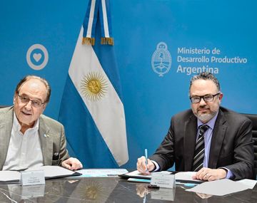 El presidente del Banco Credicoop, Carlos Heller, y el ministro de Desarrollo Productivo, Matías Kulfas.