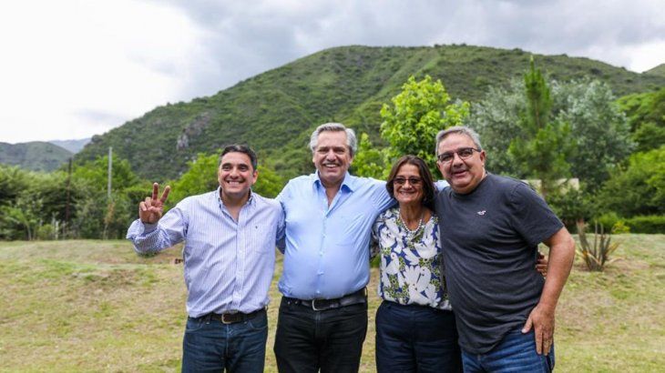 Alberto Fernández compartió con la gobernadora Lucia Corpacci y el gobernador electo Raul Jalil.