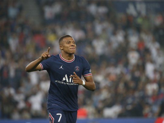 Mbappé anotó el segundo gol de PSG.