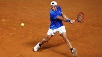 Sebastián Báez continurá su partido hoy ante el austríaco Sebastian Ofner.. Ayer el match debió ser suspendido ´por la lluvia cuando el argentino ganaba 2 sets a 0.