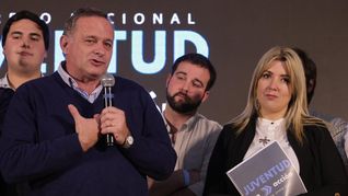 La fórmula del Partido Nacional, Álvaro Delgado y Valeria Ripoll.