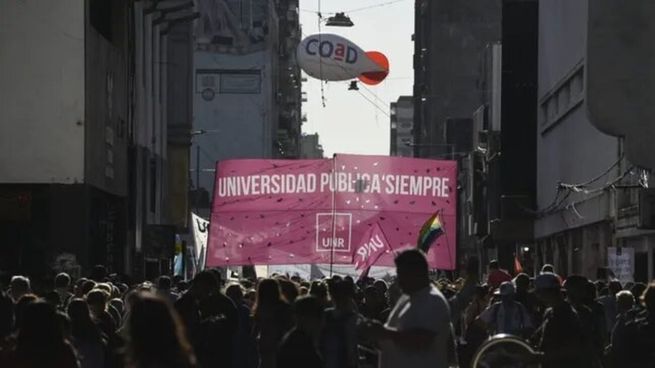 Se abre nuevo conflicto entre universidades y autoridades del Gobierno.