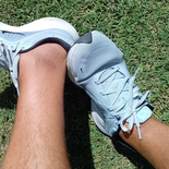 ¿Qué indica que una persona se saque las zapatillas sin desatarse los cordones? ¿Qué indica que una persona se saque las zapatillas sin desatarse los cordones?