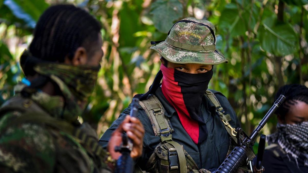 Colombia ordered to resume the military offensive against the ELN in the midst of peace negotiations