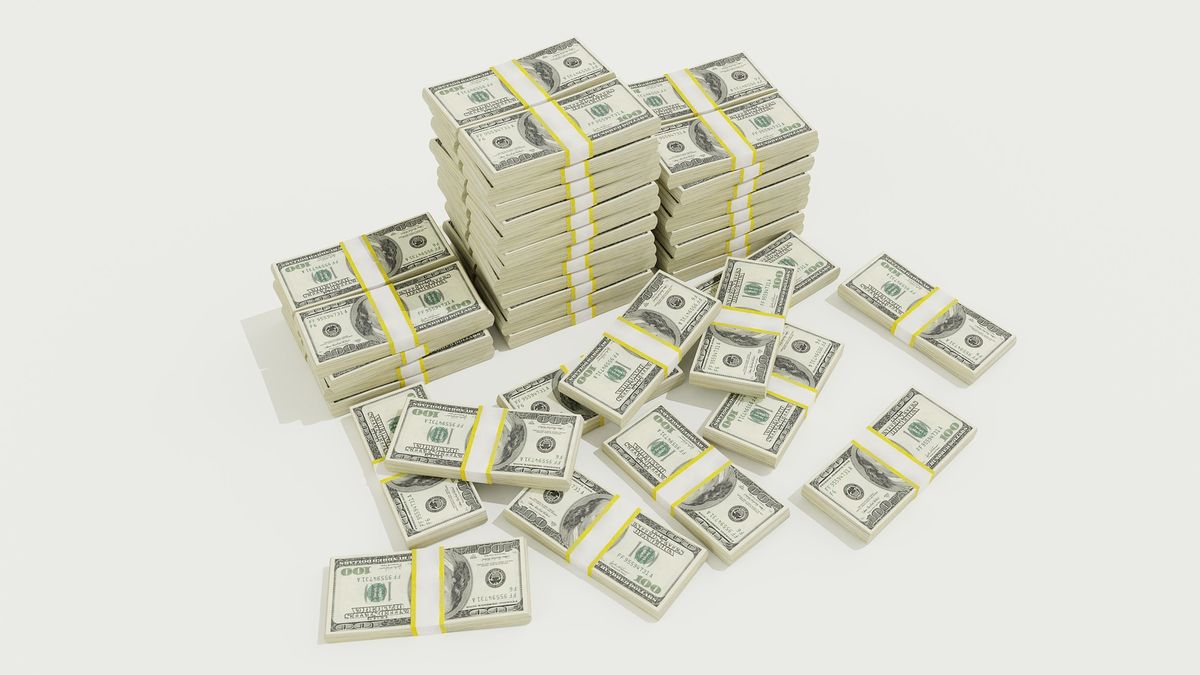 Financial dollars posted their ninth consecutive weekly rise despite official intervention