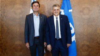 Julián Escuder, country manager de Pluspetrol Argentina, y Horacio Marín, presidente y CEO de YPF. Julián Escuder, country manager de Pluspetrol Argentina, y Horacio Marín, presidente y CEO de YPF.