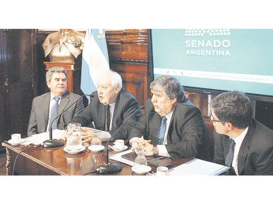 Sólido. Lamberto expuso por primera vez como titular de la Auditoría General de la Nación en el Salón Eva Perón del Senado.