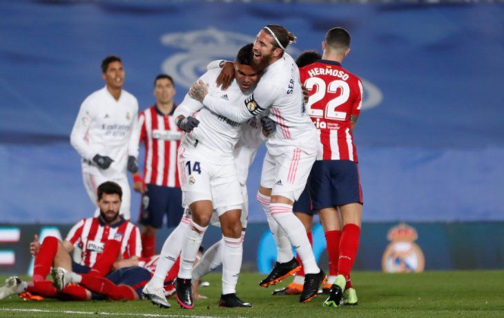 real madrid se quedo con el clasico y el invicto del atletico de simeone