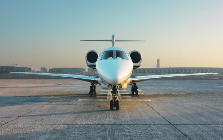 ámbito.com | PAG20-AVION PRIVADO-OK.jpg