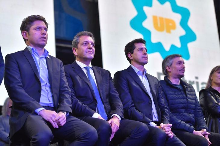 Sergio Massa, Axel Kicillof, Máximo Kirchner y "Wado" de Pedro, principales referentes de UxP. Sergio Massa, Axel Kicillof, Máximo Kirchner y "Wado" de Pedro, principales referentes de UxP.