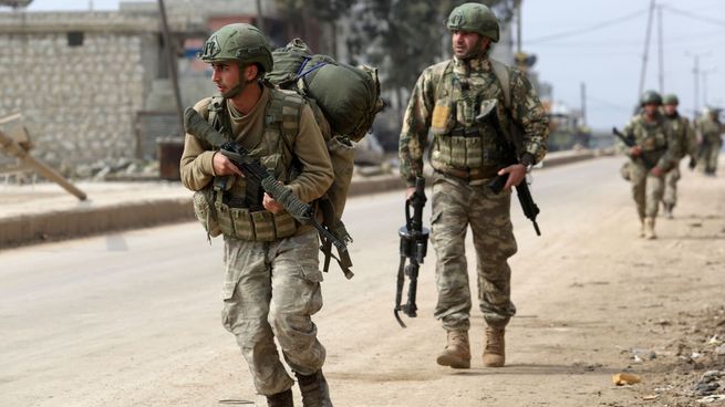 Rusia echará mano a combatientes que entrenó durante 11 años de guerra en Siria, con experiencia en combate urbano.