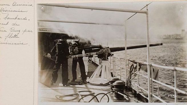 En la ciudad de Tampico en 1914 son detenidos marinos estadounidenses del acorazado Dolphin, lo que genera el llamado Incidente de Tampico.